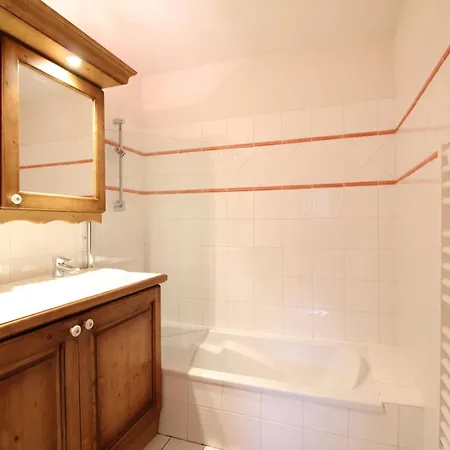 3 Pieces Avec Parking, Pres Des Pistes Et Commerces - Fr-1-572-55 לה קארו ד'ארש